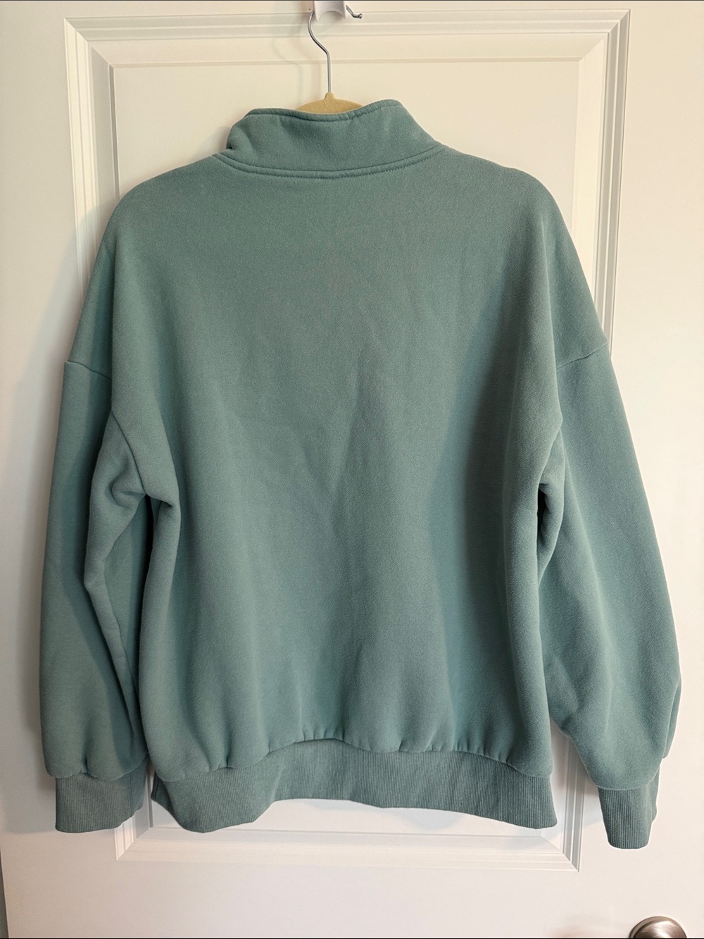 Women’s Fleece Jogger Set in Sage Green - Picture 11 of 14